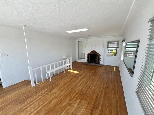 3217 Alma Ave in Manhattan Beach, CA - Building Photo - Building Photo