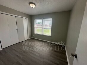 2426 S 83rd E Ave in Tulsa, OK - Building Photo - Building Photo