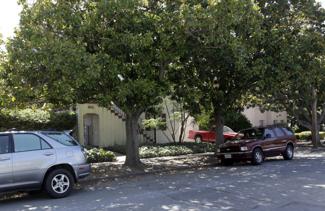 Andalusia at Chestnut in San Carlos, CA - Building Photo - Building Photo