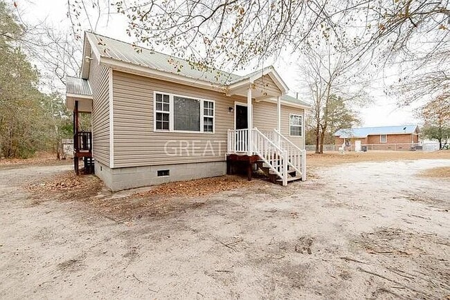 125 YMCA Rd in Lexington, SC - Foto de edificio - Building Photo