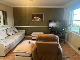 153 Easthampton G in West Palm Beach, FL - Building Photo