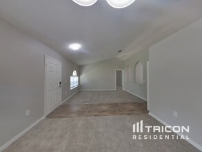 3163 Shadow Creek Rd in Jacksonville, FL - Building Photo - Building Photo
