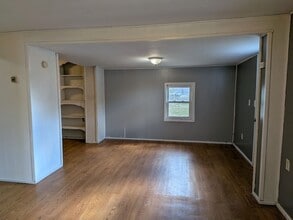 324 E Front St-Unit -326 in Napoleon, OH - Building Photo - Building Photo