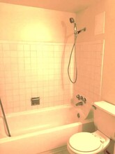 2726-2760 60th Ave SW in Seattle, WA - Building Photo - Building Photo