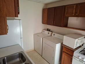 1243 Broadway in Menands, NY - Building Photo - Building Photo