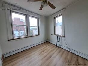 274 North St, Unit 4 in Boston, MA - Building Photo - Building Photo