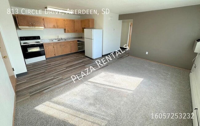 2120 3rd Ave SE in Aberdeen, SD - Building Photo - Building Photo