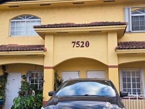 7520 W 20th Ave in Hialeah, FL - Building Photo - Building Photo