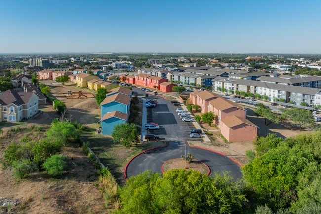 Cielo Hills Apartments