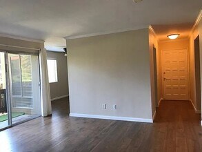 17151 W Bernardo Dr, Unit #103 in San Diego, CA - Building Photo - Building Photo