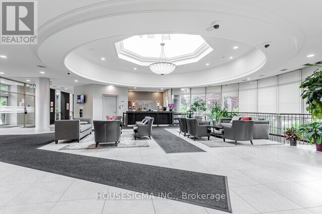 28-928 Harrison Garden Blvd in Toronto, ON - Building Photo - Building Photo