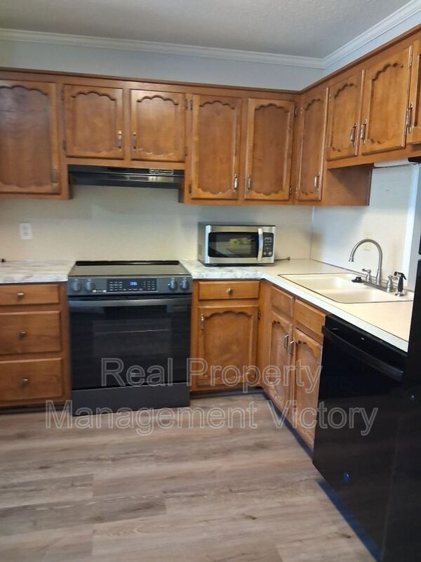 3439 Wildewood Dr in Pelham, AL - Building Photo - Building Photo