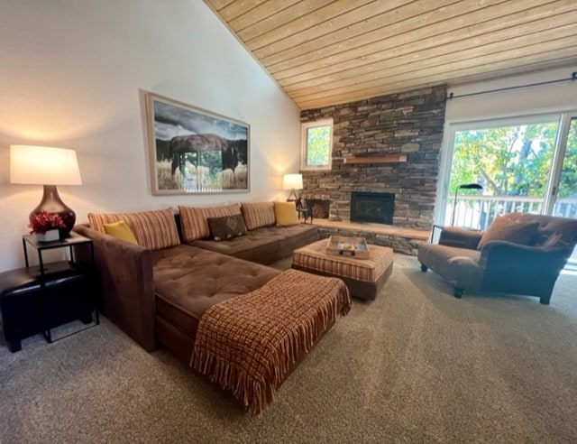 property at 2662 Ridge Ln