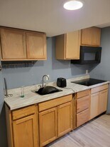 6135 84th Ave, Unit 6135 in New Carrollton, MD - Building Photo