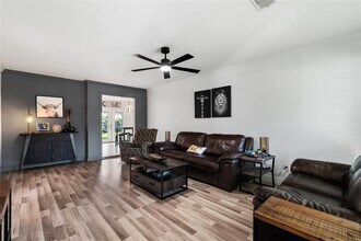 5427 Lamonte Ln in Houston, TX - Building Photo - Building Photo
