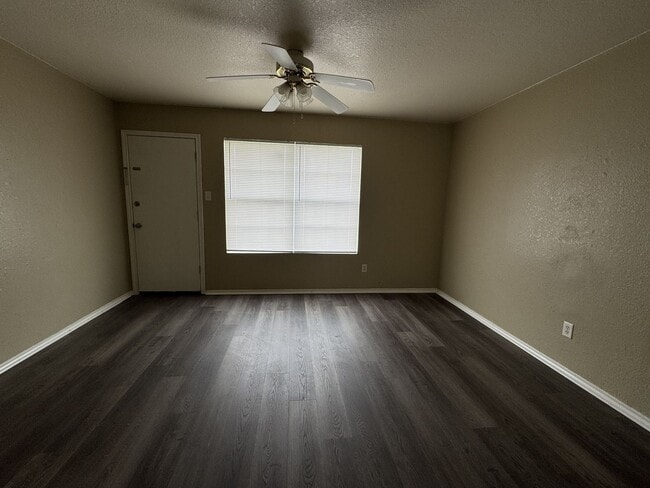 4406 Deek Dr in Killeen, TX - Building Photo - Building Photo