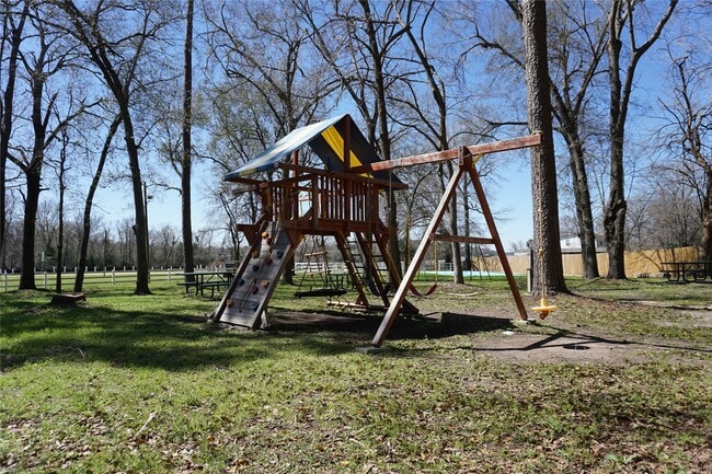 property at 9978 Calendar St