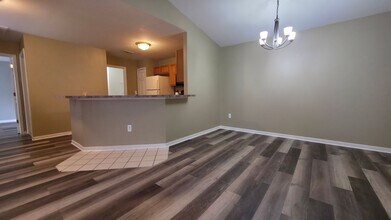 15337 Yale Dr in Clinton Township, MI - Building Photo - Building Photo