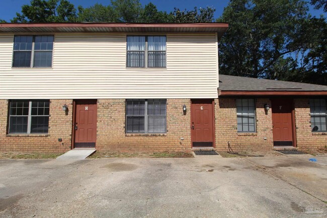 property at 1455 Acorn Ln