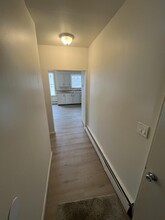 9 Hudson St, Unit 2 in Augusta, ME - Building Photo - Building Photo