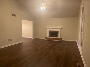 4586 Stewart Reilly Dr in Acworth, GA - Building Photo - Building Photo