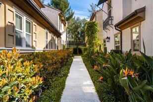 89 Keepsake, Unit Irvine in Irvine, CA - Building Photo