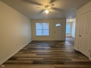 4930 Elliott Ave in Indianapolis, IN - Building Photo - Building Photo