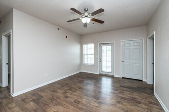 Westridge Apartments in Williston, ND - Foto de edificio - Interior Photo