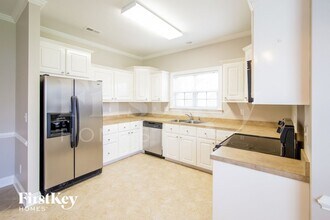 7648 Fayetteville Rd in North Charleston, SC - Building Photo - Building Photo