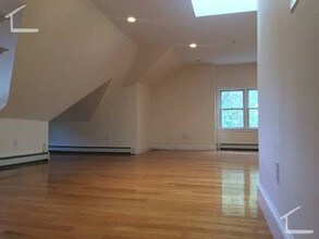 10 Selkirk Rd-Unit -Suite_004 in Boston, MA - Building Photo - Building Photo