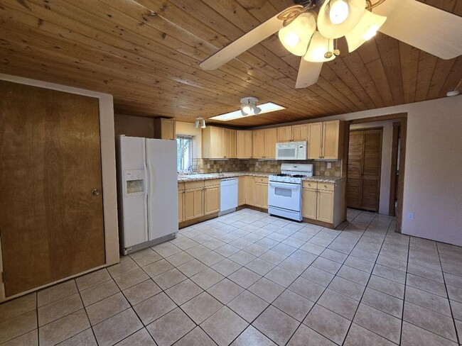 1333a Hickox St in Santa Fe, NM - Building Photo - Building Photo