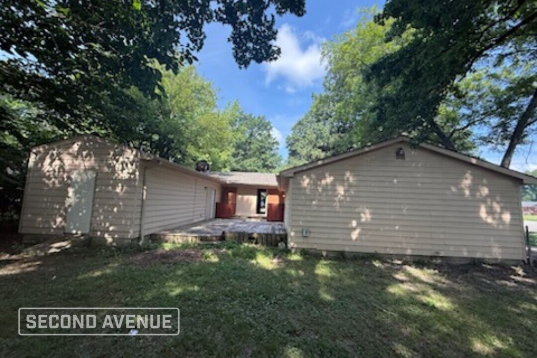 1716 Sea Isle Rd in Memphis, TN - Building Photo