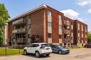 6360 Léger Boul in Montréal, QC - Building Photo