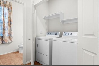 2725 Hyde Park Dr in Grand Prairie, TX - Building Photo - Building Photo