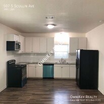 507 S Scullin Ave in Denison, TX - Building Photo