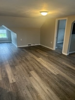 335 S Lincoln Ave in Greensburg, PA - Building Photo