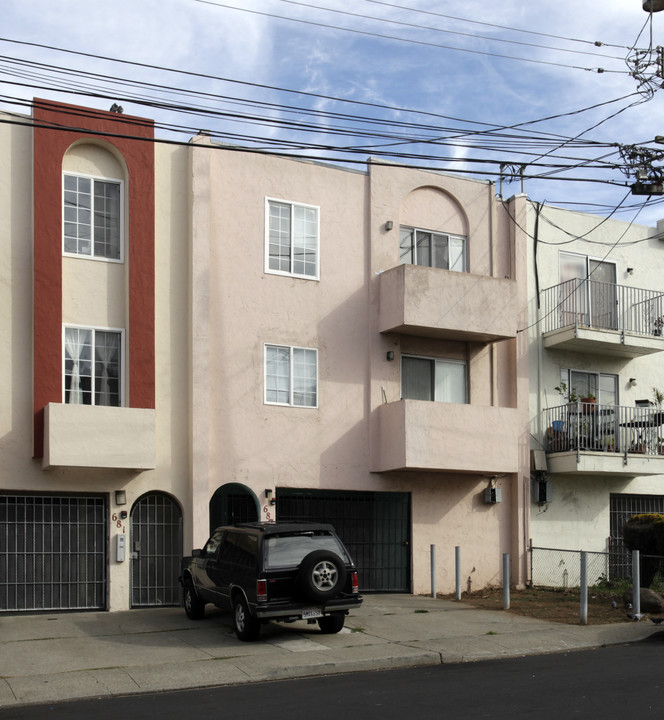 687 Villa St in Daly City, CA - Building Photo