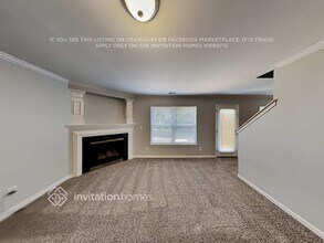 15510 Rathangan Dr in Charlotte, NC - Foto de edificio - Building Photo