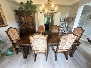 2002 Lakeline Oaks Dr in Cedar Park, TX - Building Photo - Building Photo