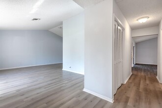 12805 Newton Pl in Wellington, FL - Building Photo - Building Photo