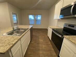 20526 Lorena Xing in San Antonio, TX - Building Photo - Building Photo