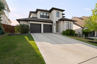 6517 Empresa Dr in Austin, TX - Foto de edificio - Building Photo