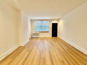 2228 S Bouvier St in Philadelphia, PA - Building Photo - Building Photo