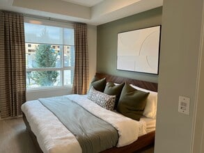 550 Belmont Heath SW in Calgary, AB - Building Photo - Building Photo