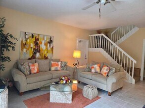 58 Tall Oaks Cir in Jupiter, FL - Building Photo - Building Photo