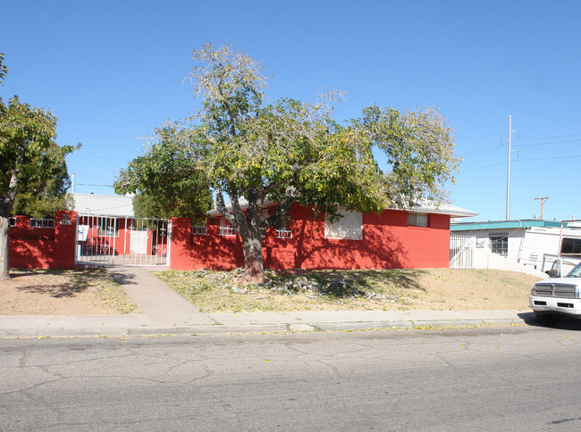 3917 Flory Ave in El Paso, TX - Foto de edificio - Building Photo