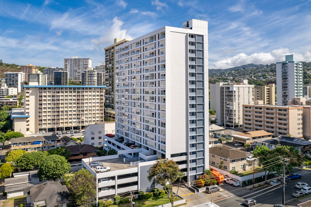 Piikoi Tower in Honolulu, HI - Building Photo