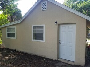 2156 17th Ave S in St. Petersburg, FL - Building Photo - Building Photo