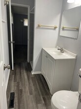 6850 Hubbard Dr in Dayton, OH - Foto de edificio - Building Photo