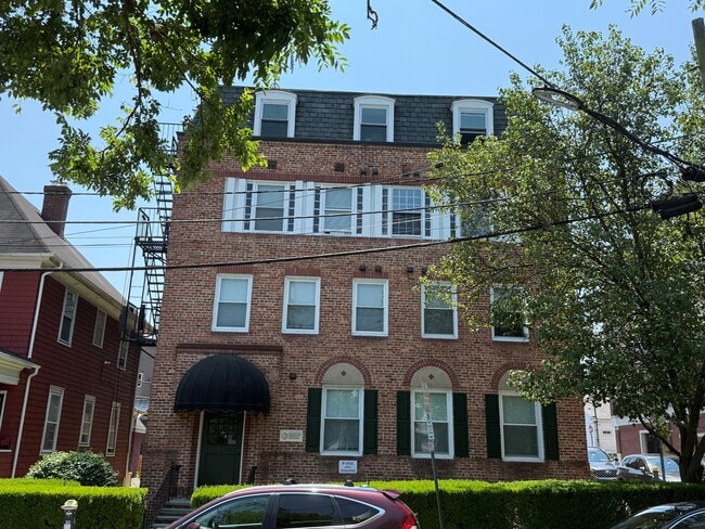 41 Spring St
